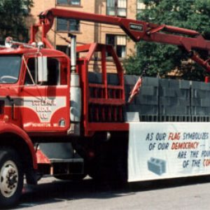 parade_float_3_large